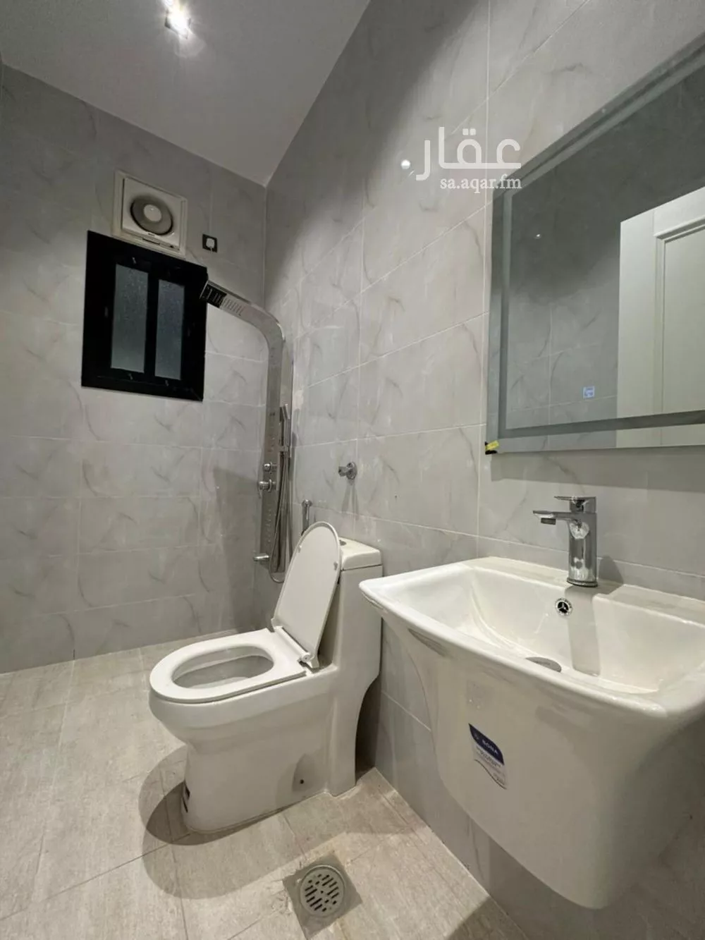 شقة 4 غرف في الربوة 7