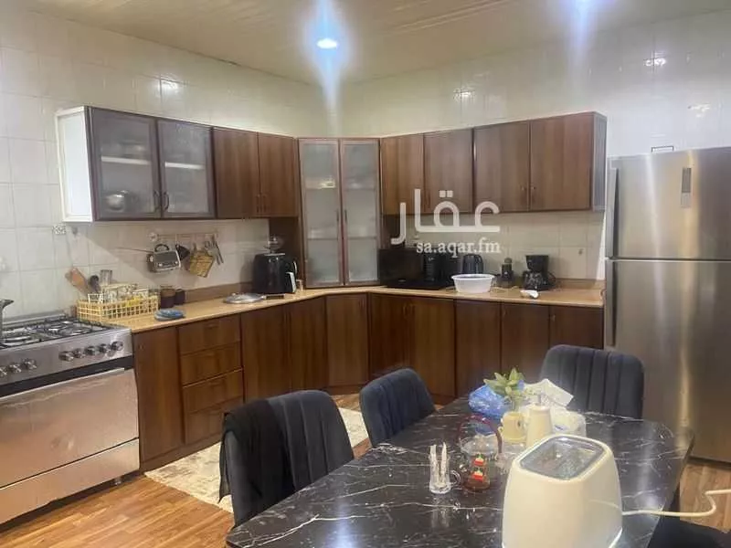 شقة 6 غرف في الياسمين 5