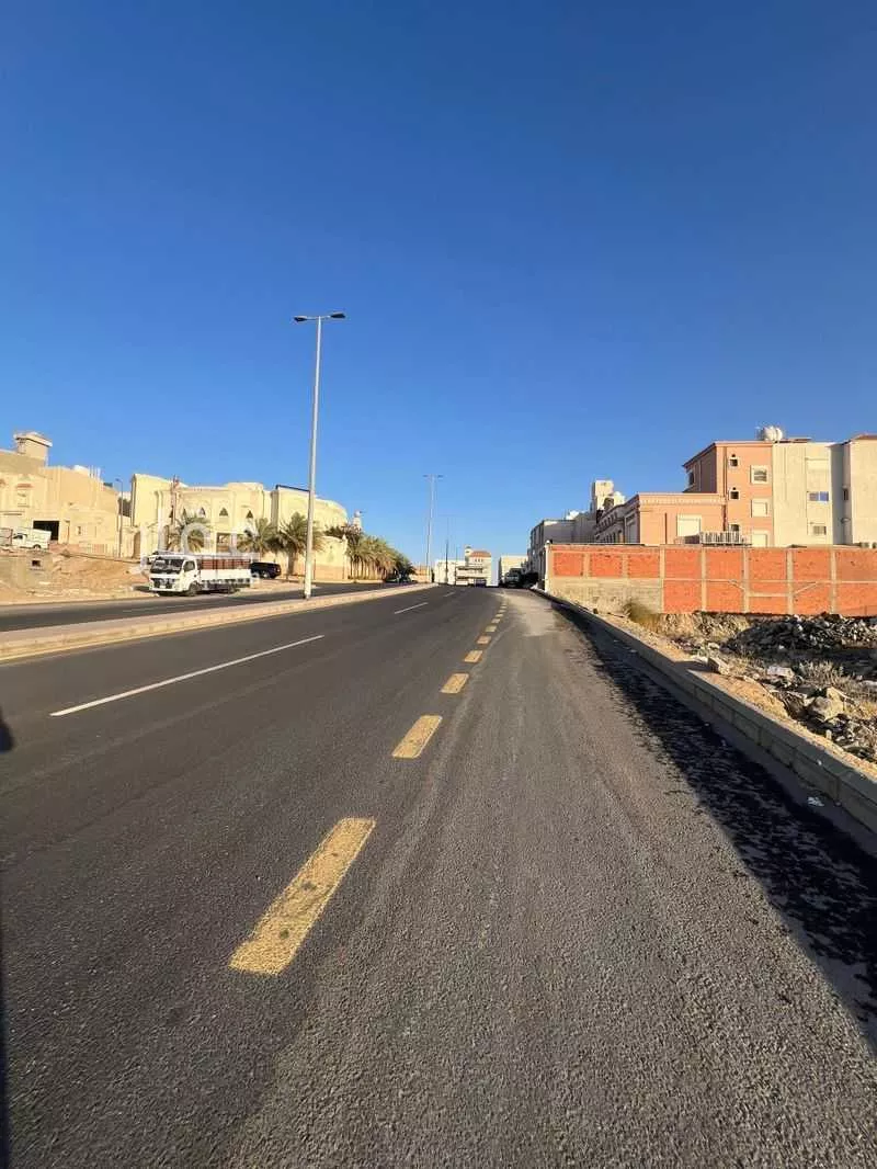 أرض 1122 م² في الحمراء و ام الجود 3