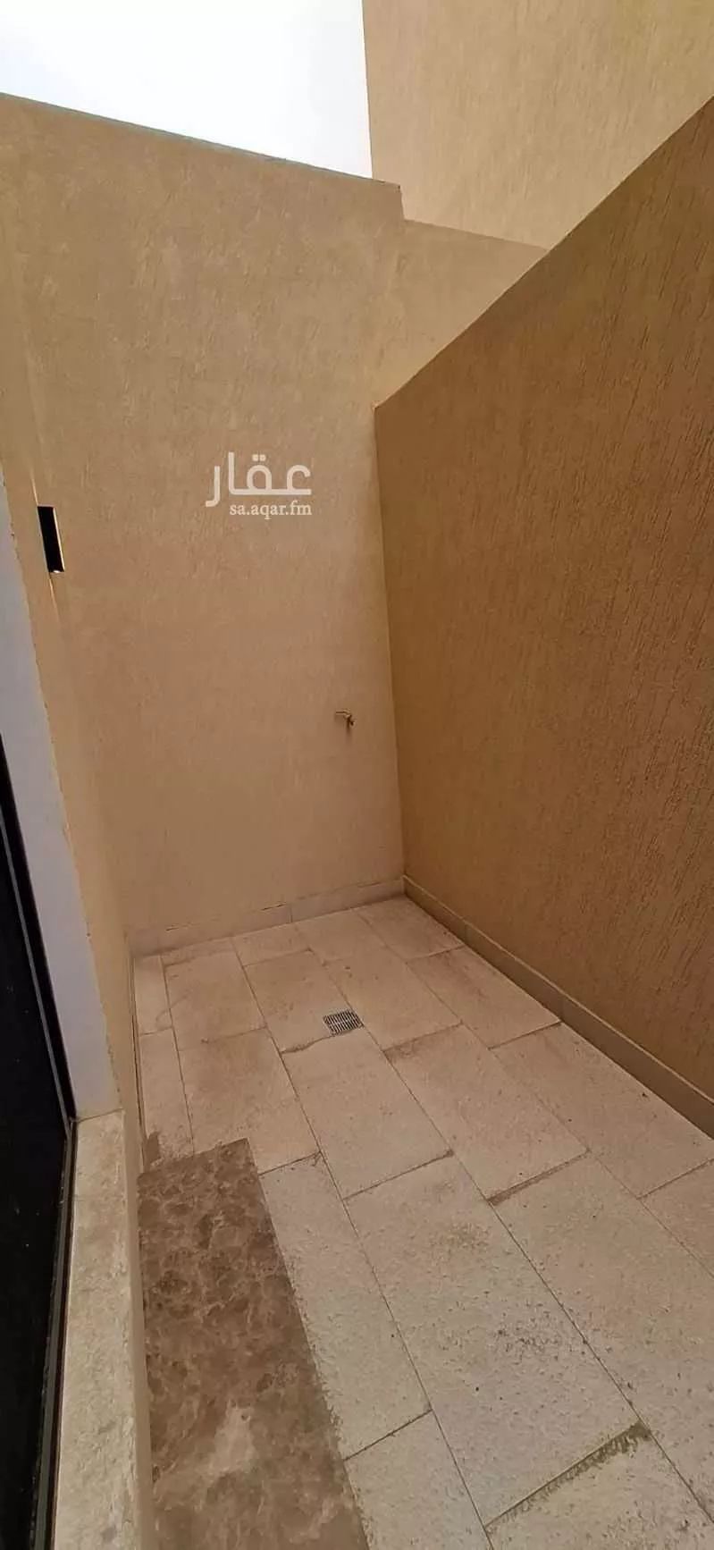 5 bedroom villa in Dahiat Namar 15