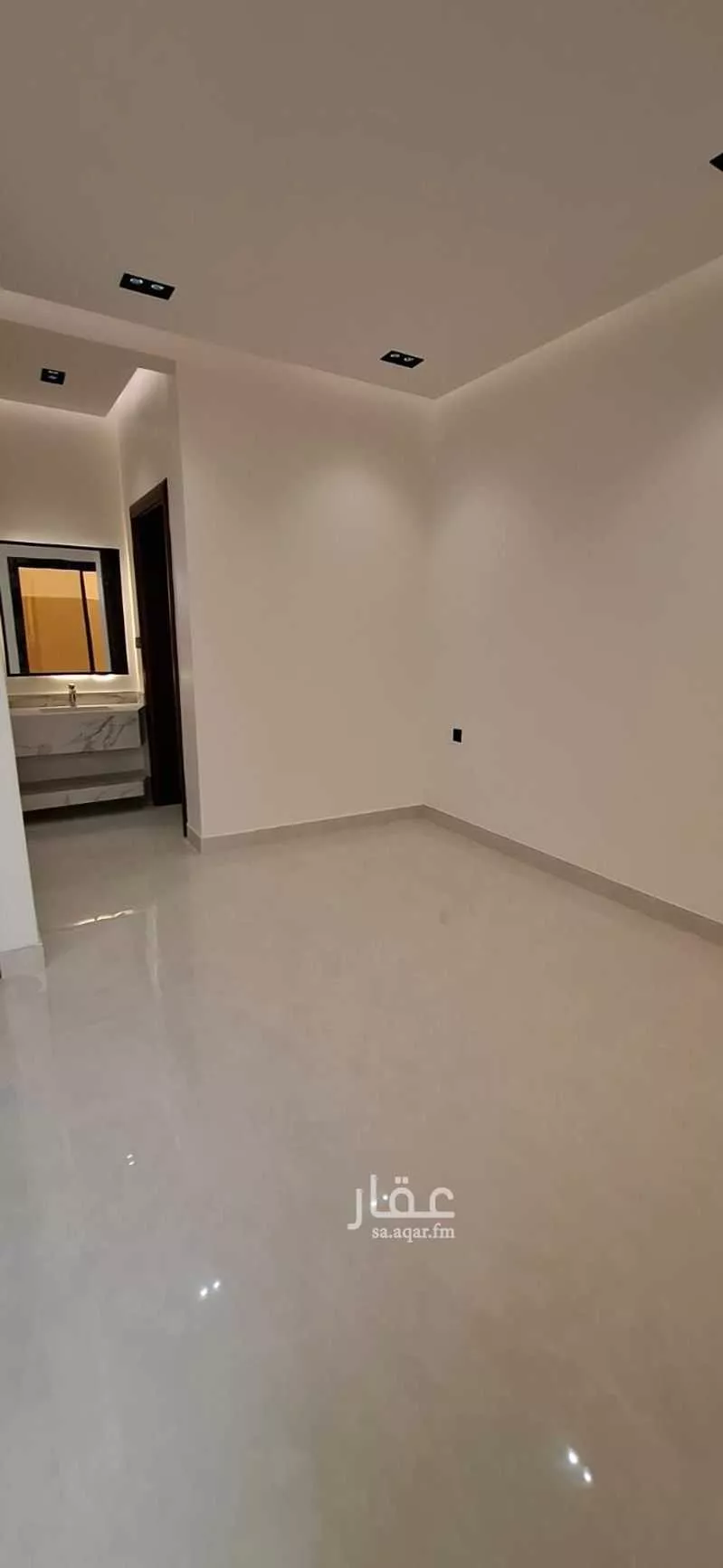 5 bedroom villa in Dahiat Namar 6