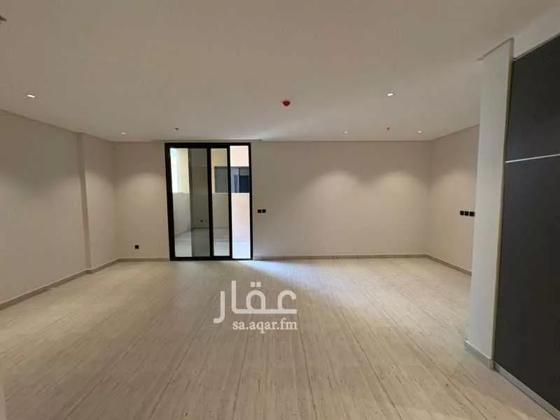 شقة 3 غرف في عرقة 3