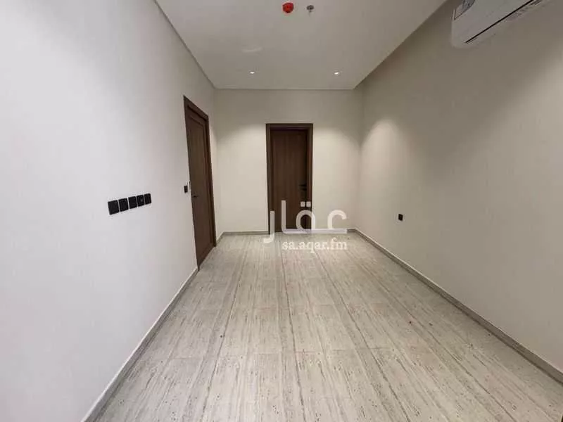 شقة 3 غرف في عرقة 5