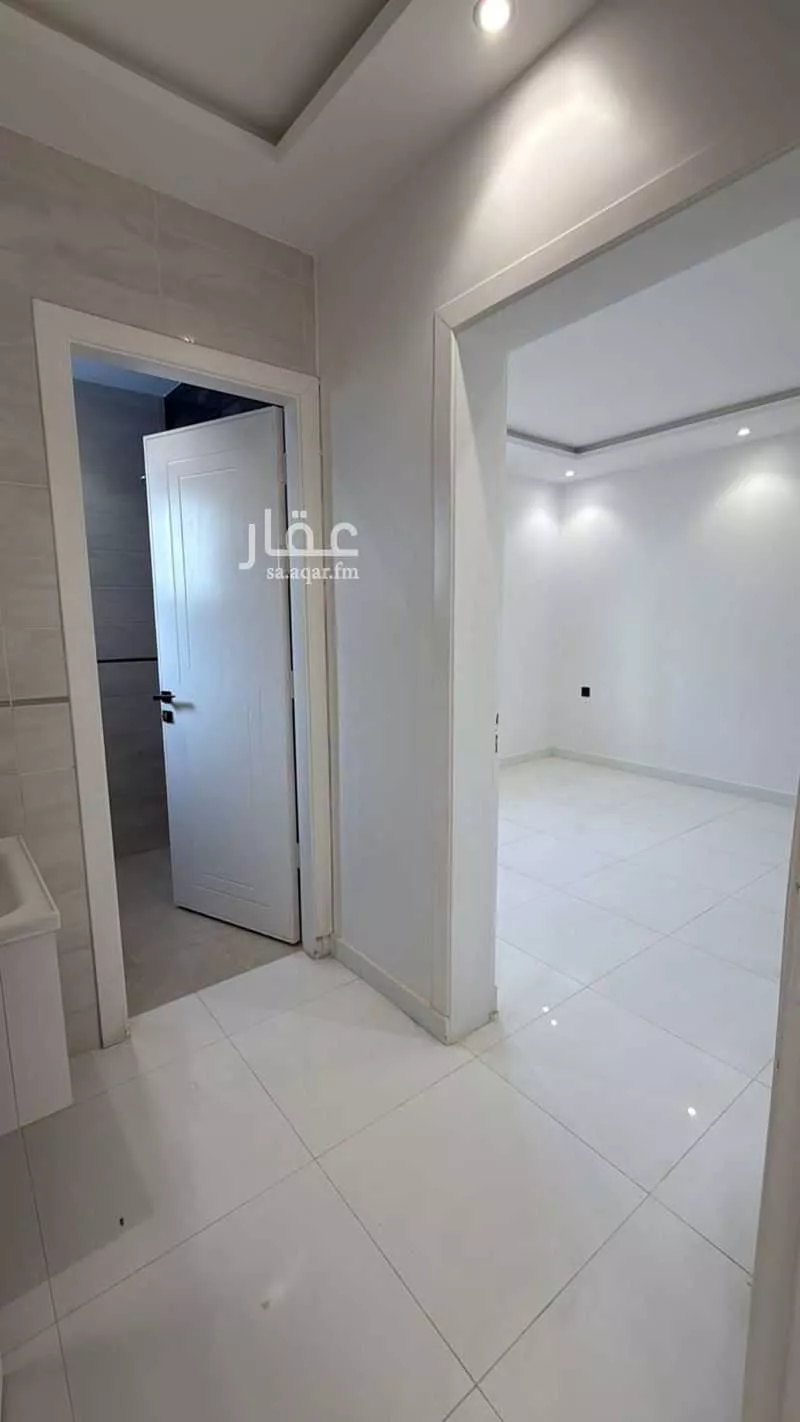 شقة 4 غرف في بطحاء قريش 4