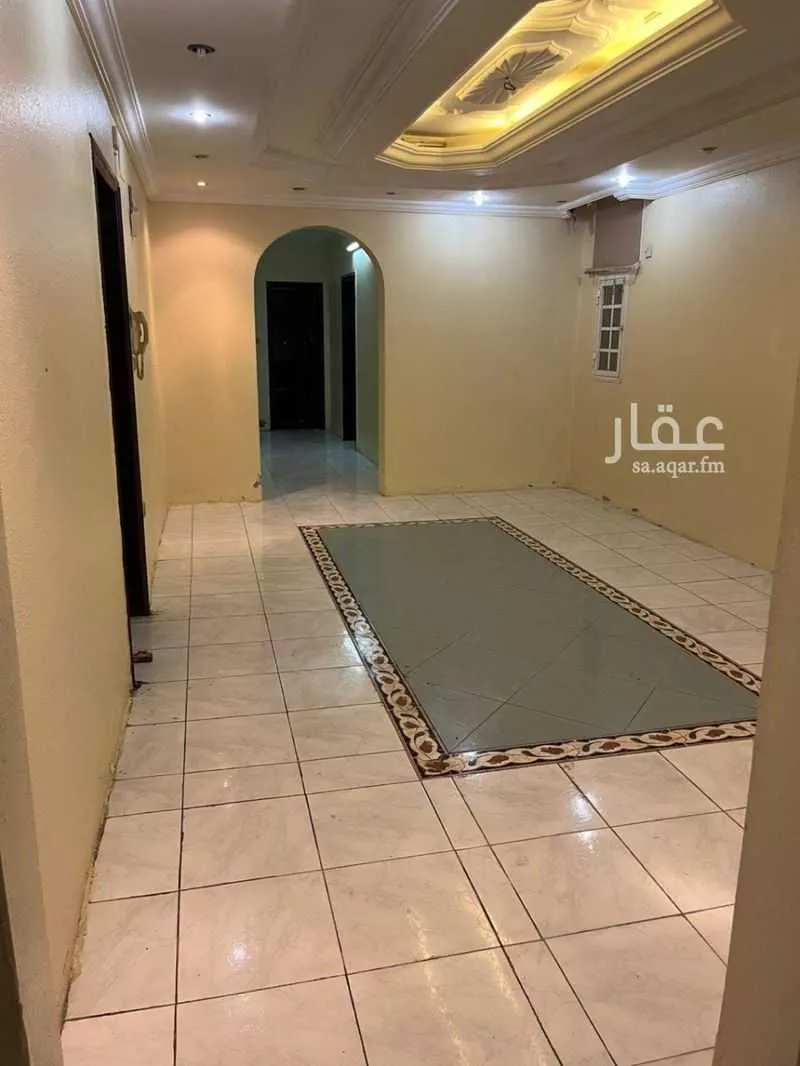 شقة 5 غرف في الرصيفة 7