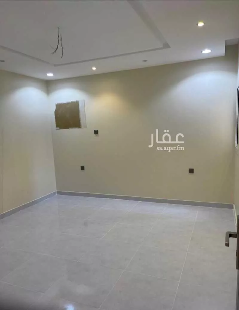 شقة 4 غرف في الملك فهد 4