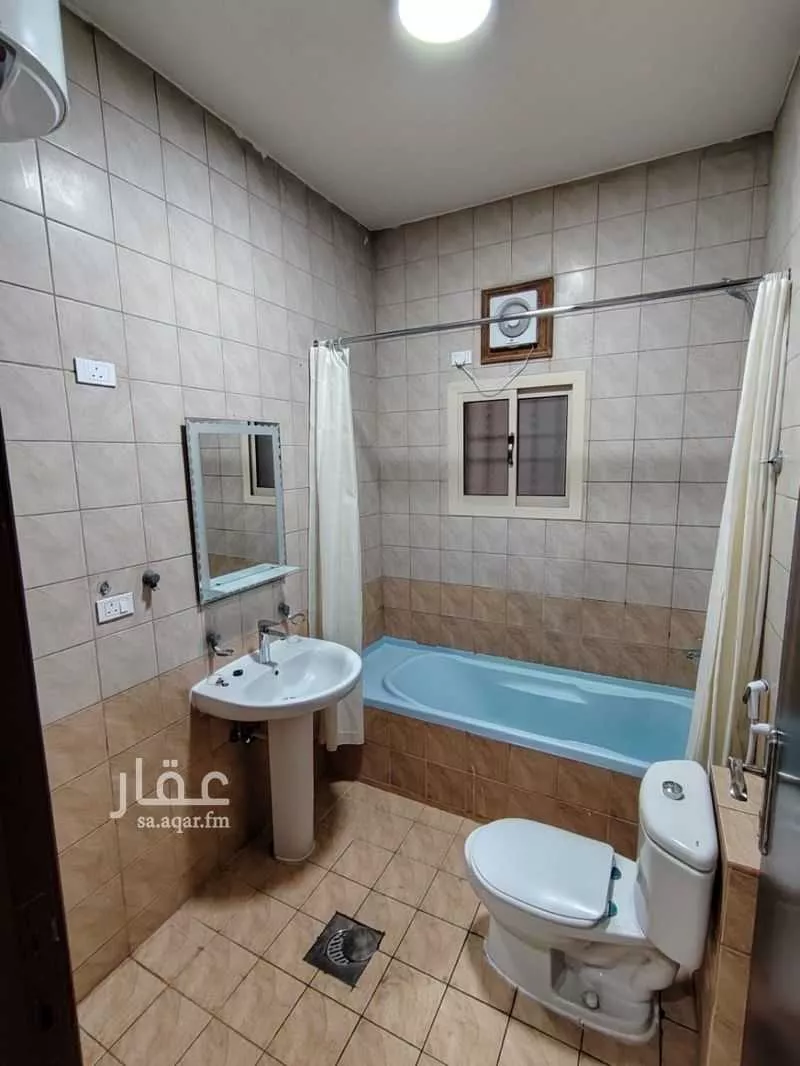 شقة 3 غرف في مدينة العمال 10