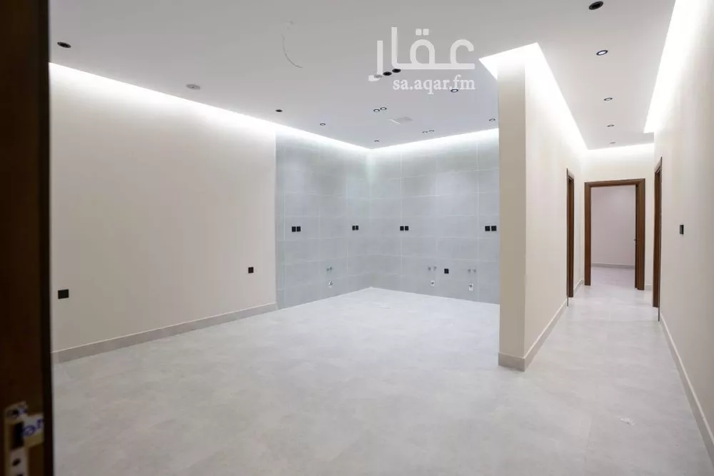 شقة 4 غرف في السلامة 10