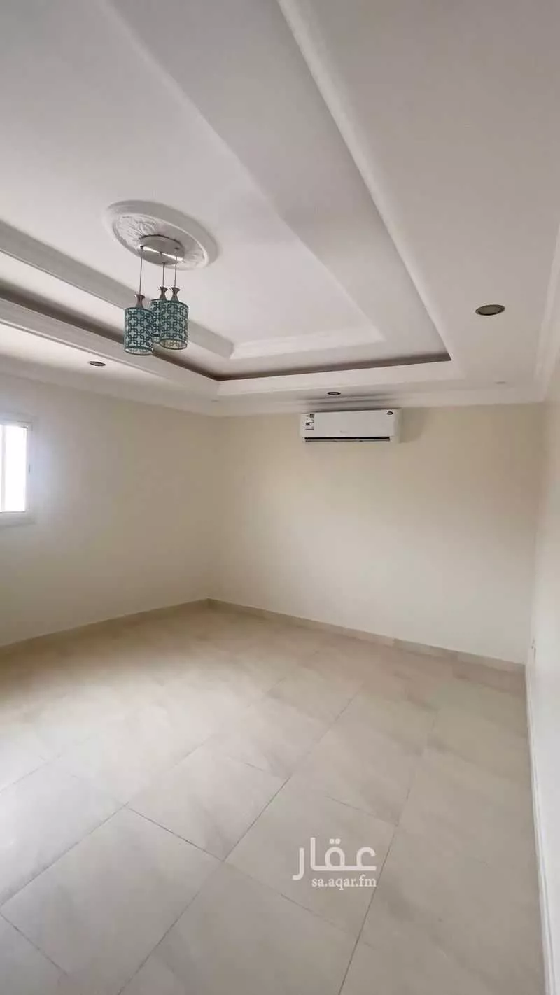 فيلا 5 غرف في طيبة 3