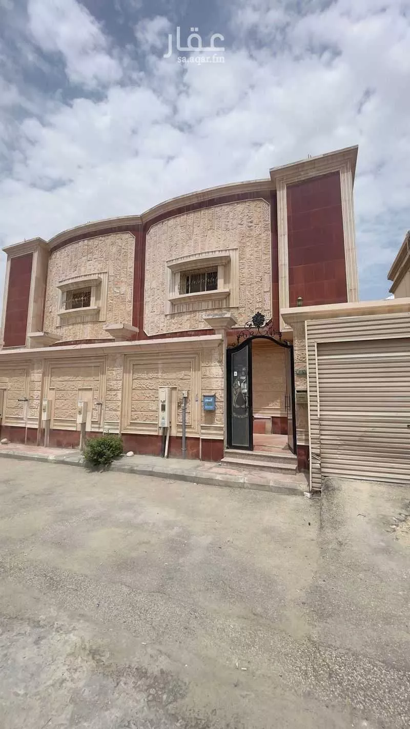 فيلا 5 غرف في طيبة 5