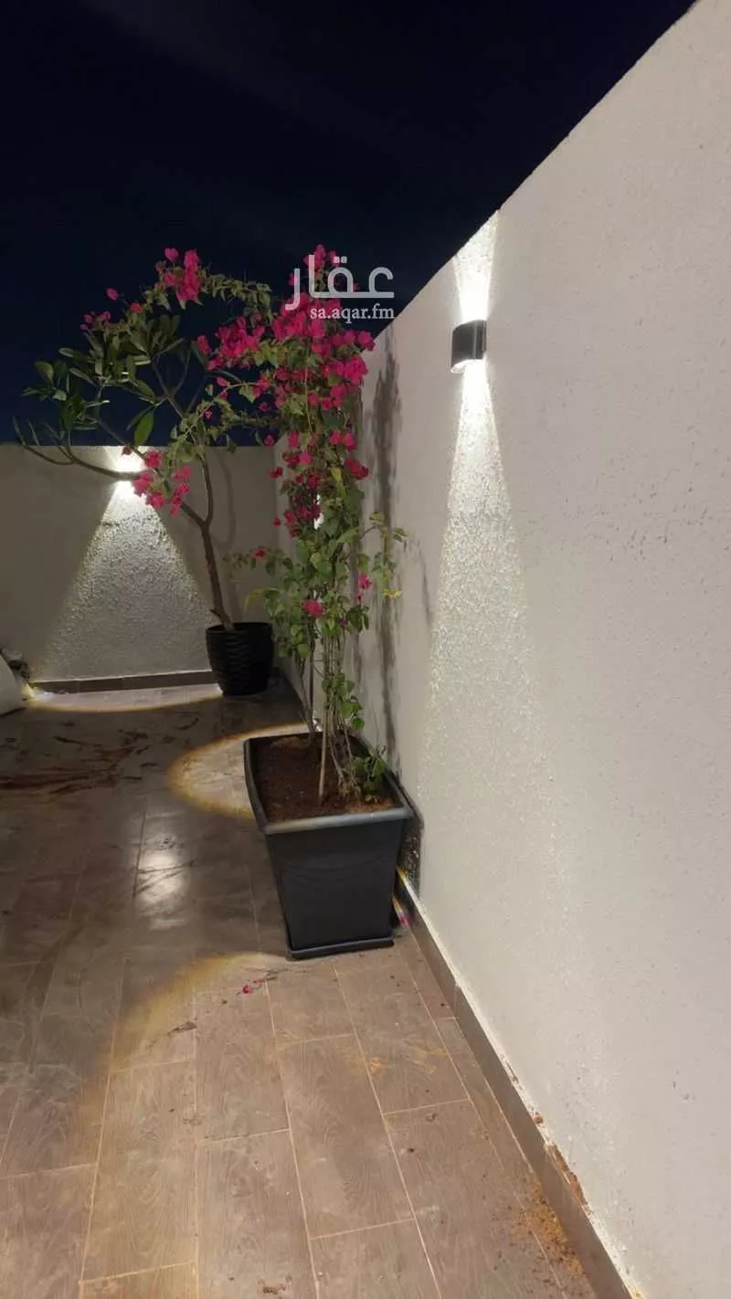 شقة 4 غرف في الحمرا 12