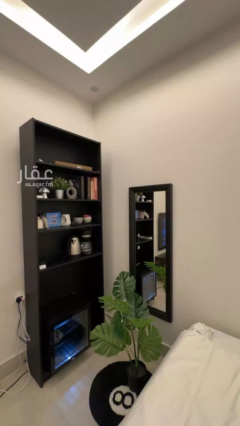 شقة 4 غرف في الحمرا 17