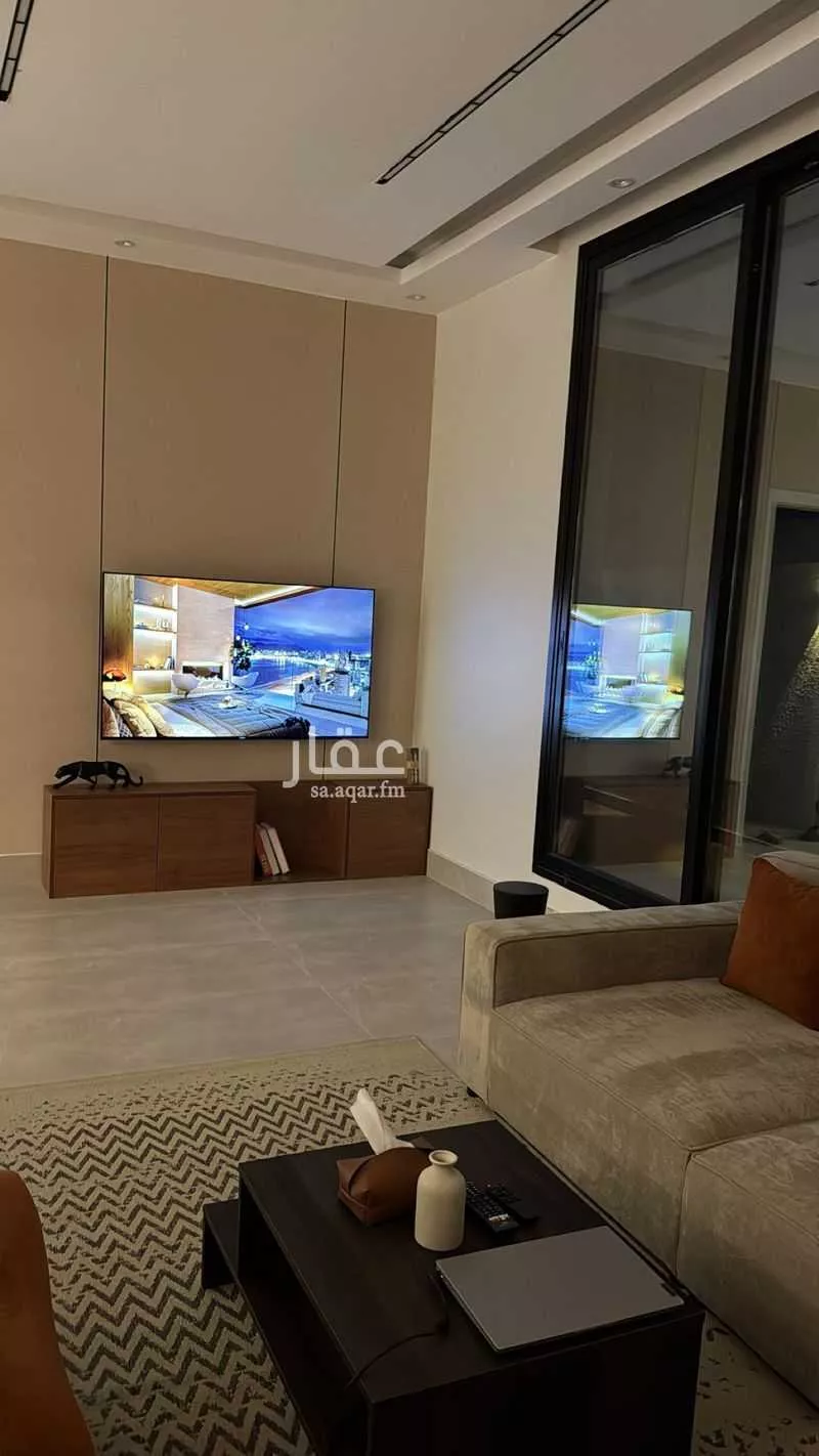 شقة 4 غرف في الحمرا 3