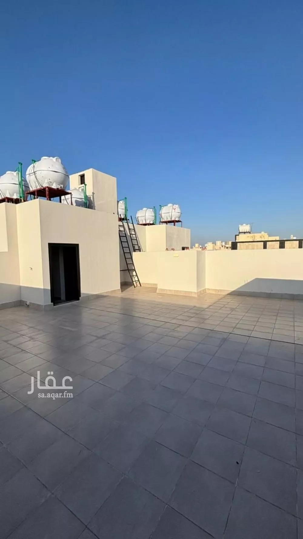 شقة 5 غرف في مذينب 10