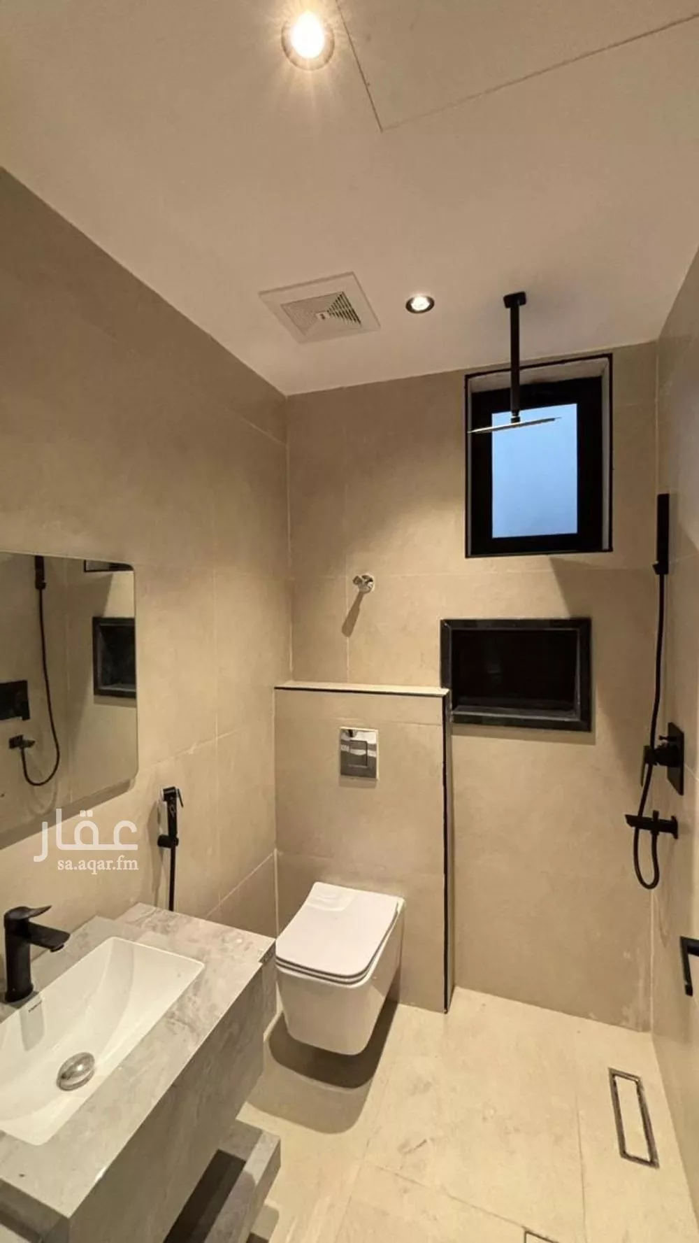 5 bedroom apartment in Mudhainib 2