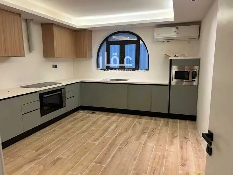 فيلا 6 غرف في الدانة الشمالية 5