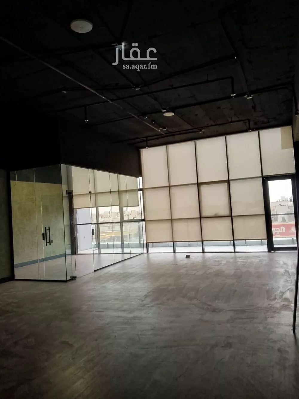 مكتب 11380 م² في الرمال 5