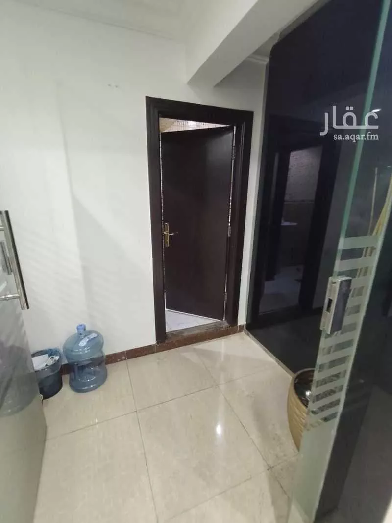 مكتب 1333 م² في الزهراء 11