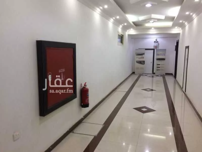 مكتب 1333 م² في الزهراء 12