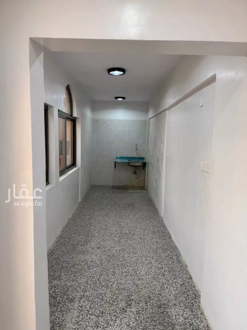 عمارة 452 م² في الديرة 15