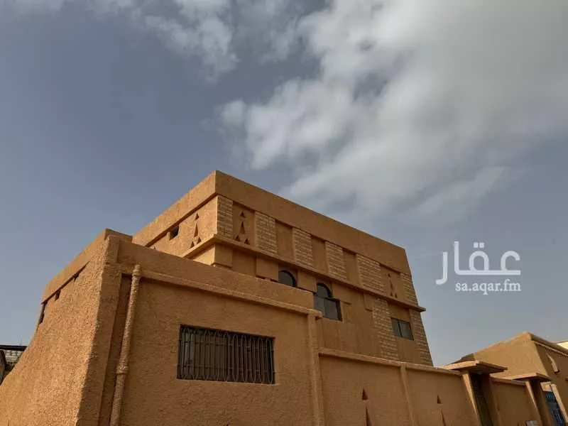 عمارة 452 م² في الديرة 7