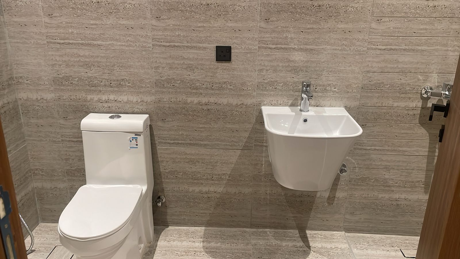 شقة 2 غرف في الفاروق 5