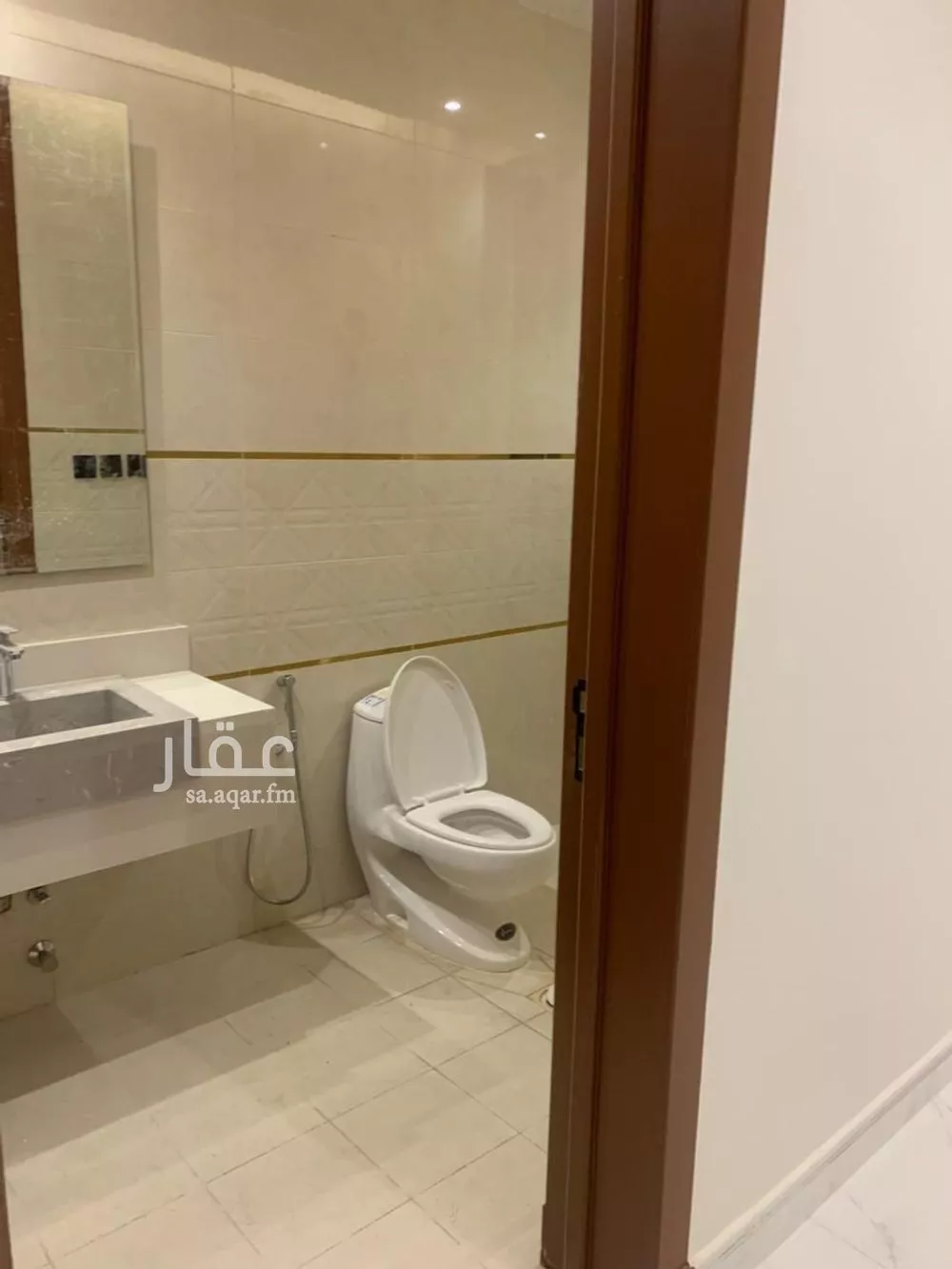 دور 5 غرف في عكاظ 8