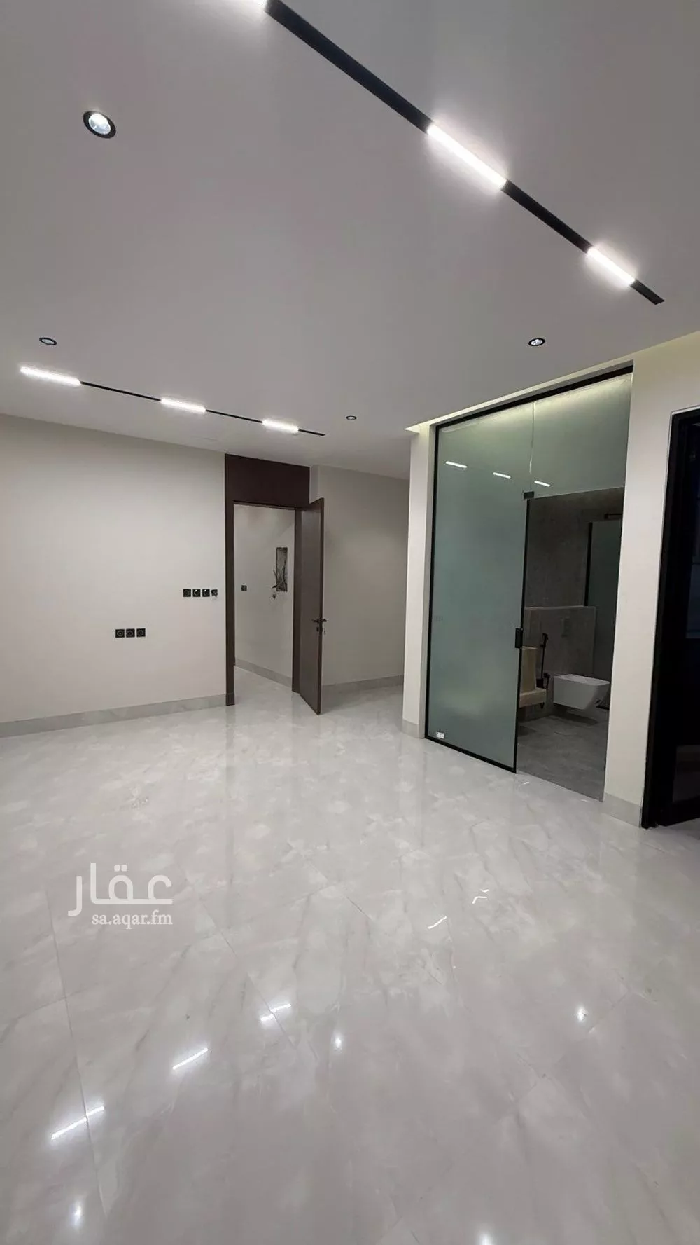 فيلا 6 غرف في المهدية 12