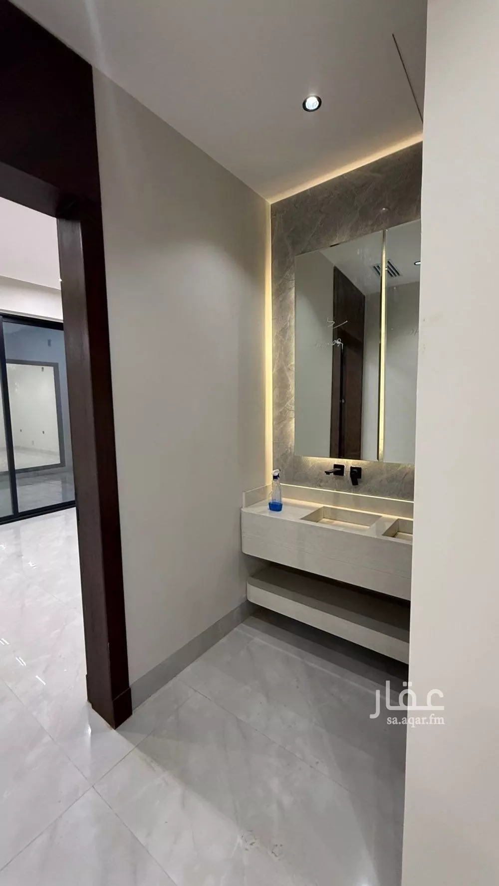 فيلا 6 غرف في المهدية 4