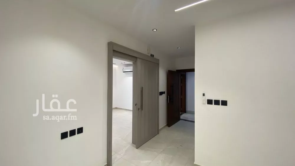 شقة 3 غرف في الروضة 2