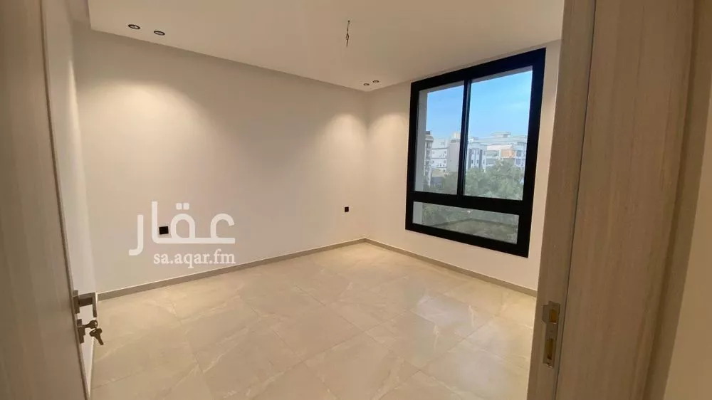 شقة 3 غرف في الروضة 10