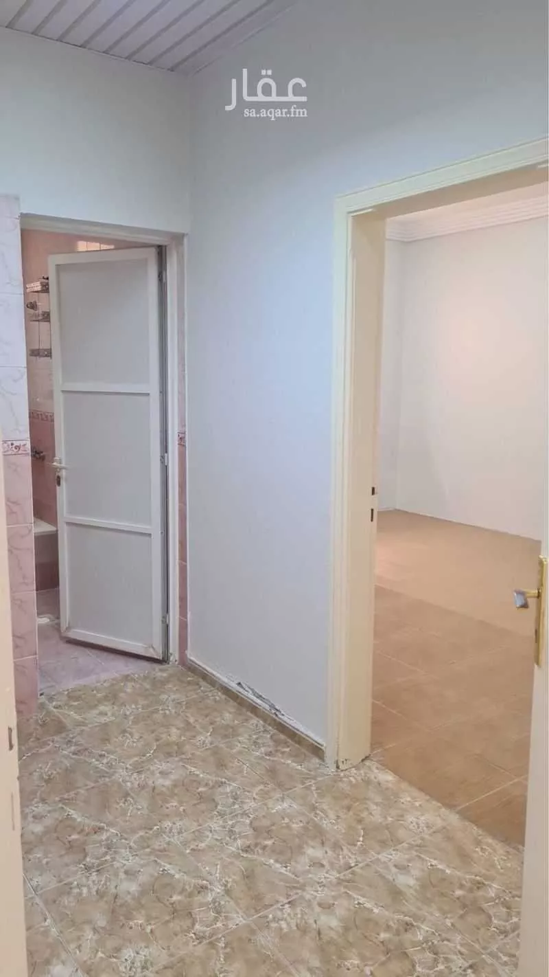 8 bedroom floor in Al Yarmouk 3