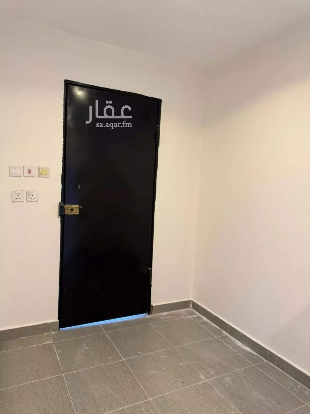 دور 3 غرف في العارض 8