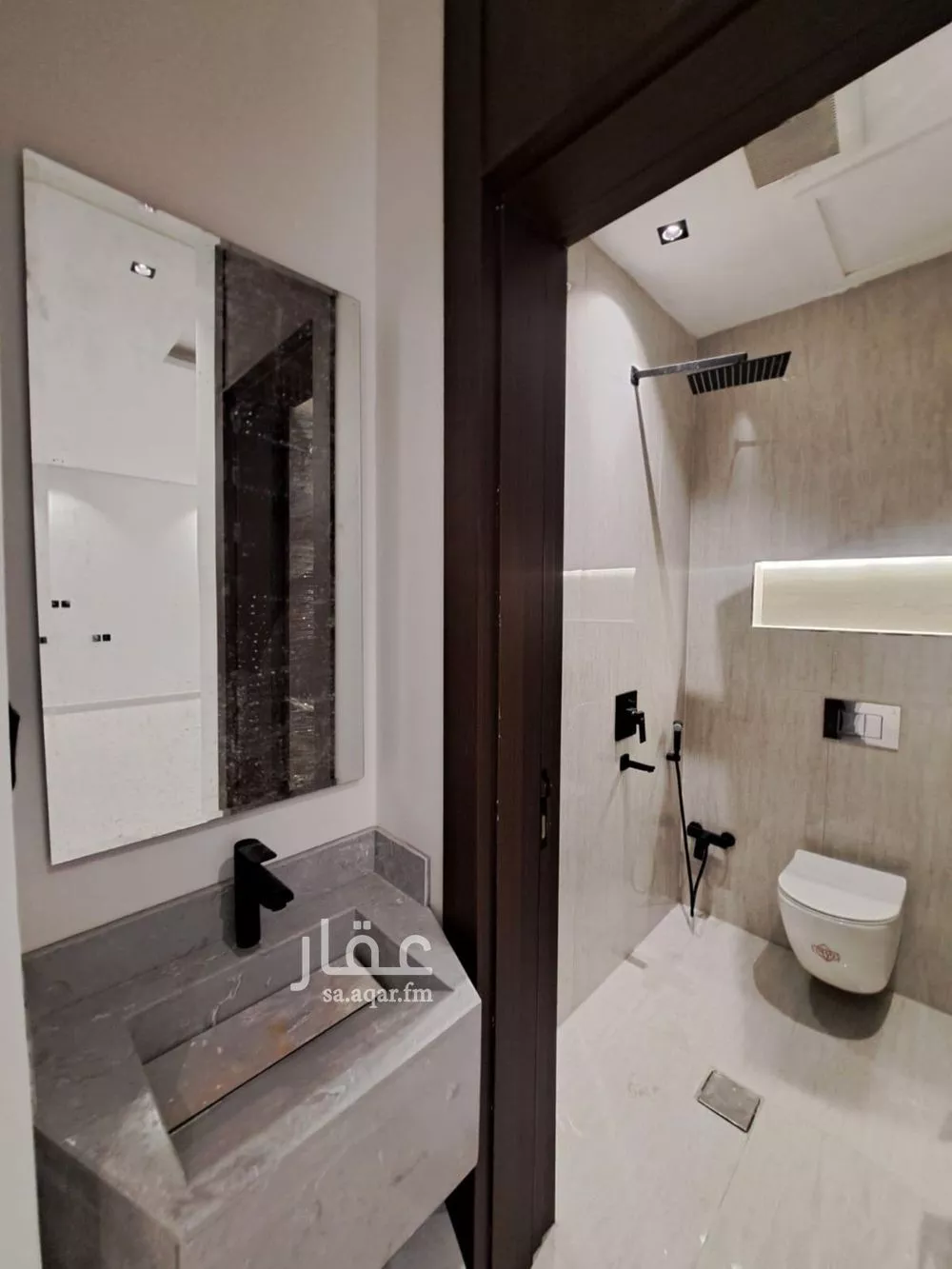 فيلا 5 غرف في طويق 12