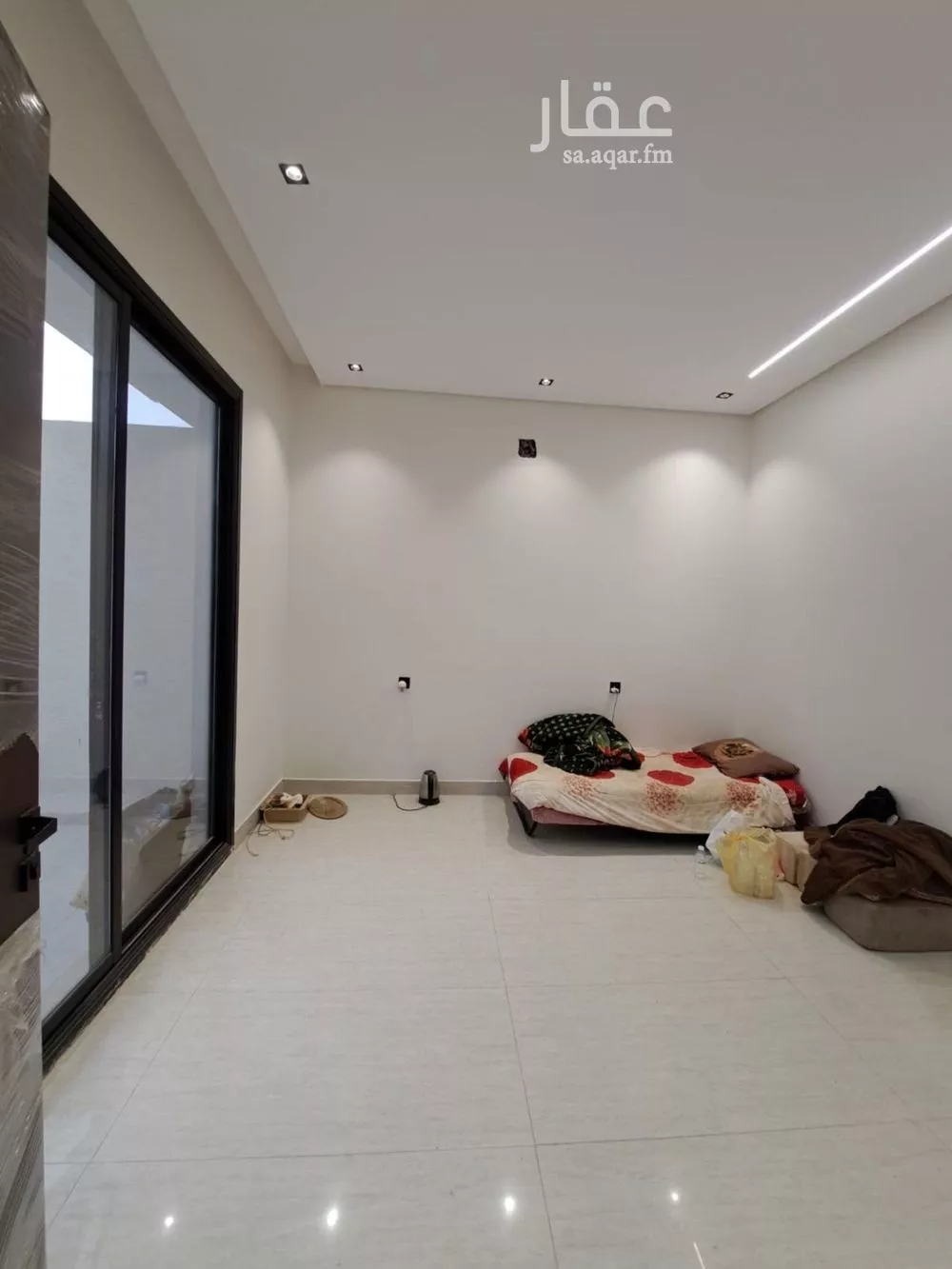 فيلا 5 غرف في طويق 15