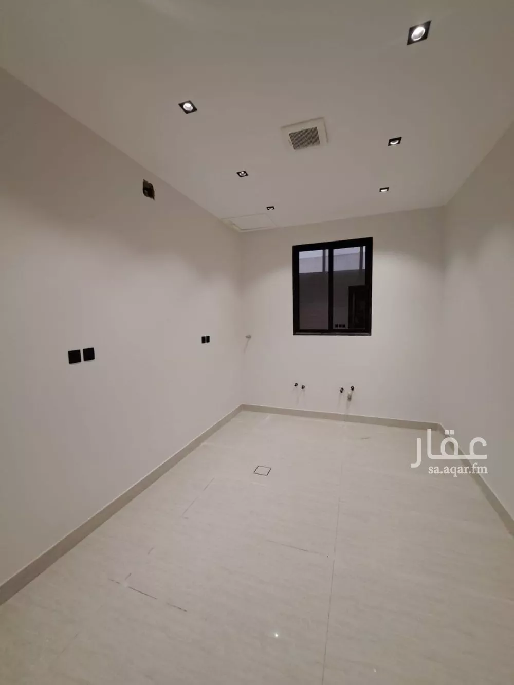 فيلا 5 غرف في طويق 17