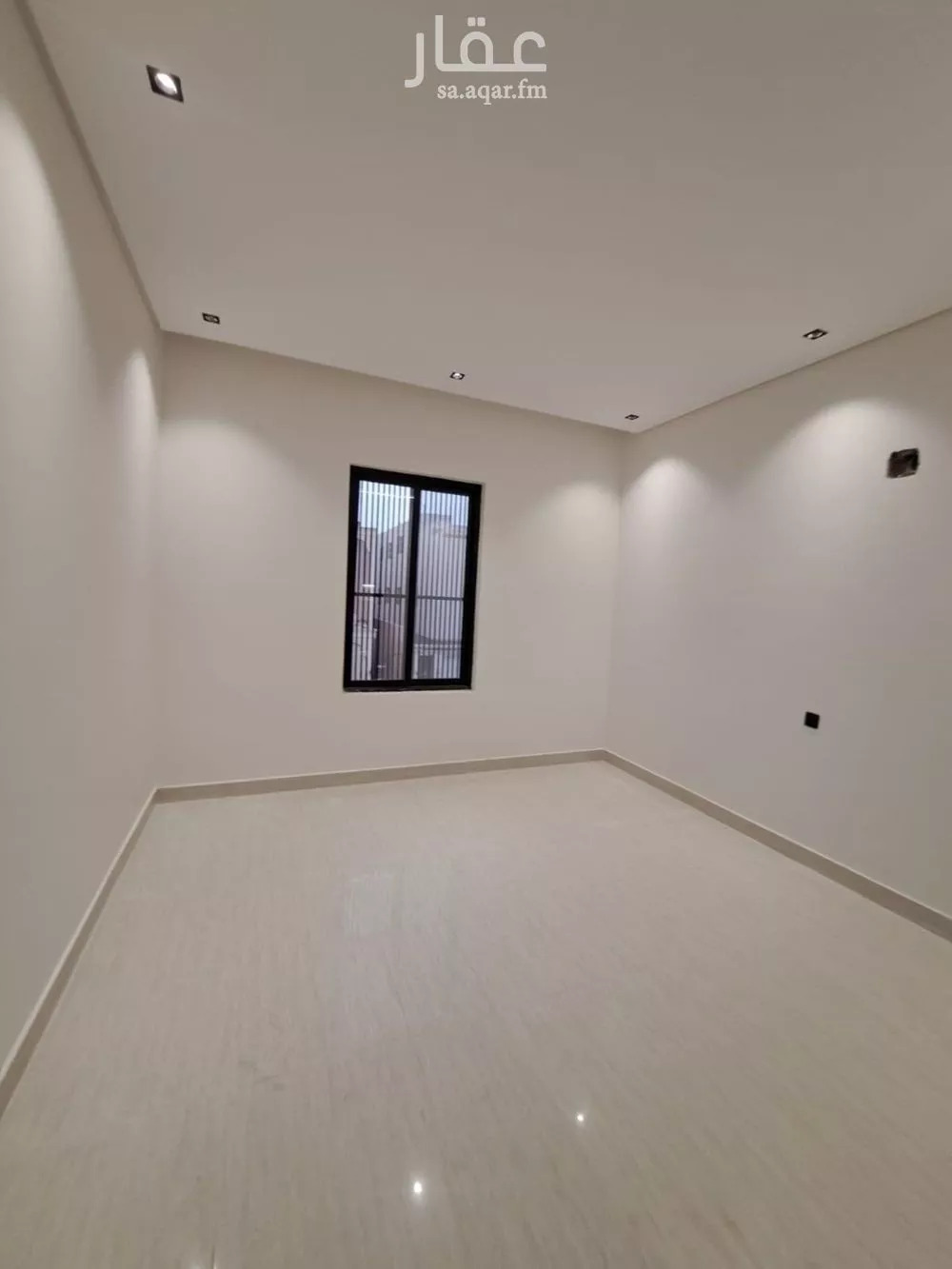 فيلا 5 غرف في طويق 4