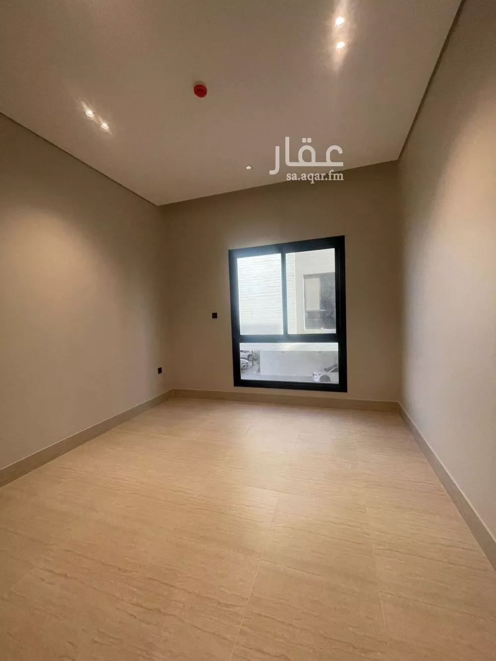 شقة 3 غرف في الرمال 6