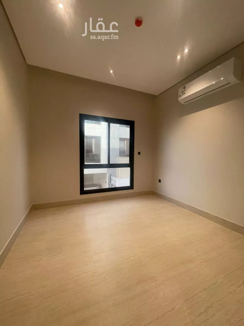 شقة 3 غرف في الرمال 7