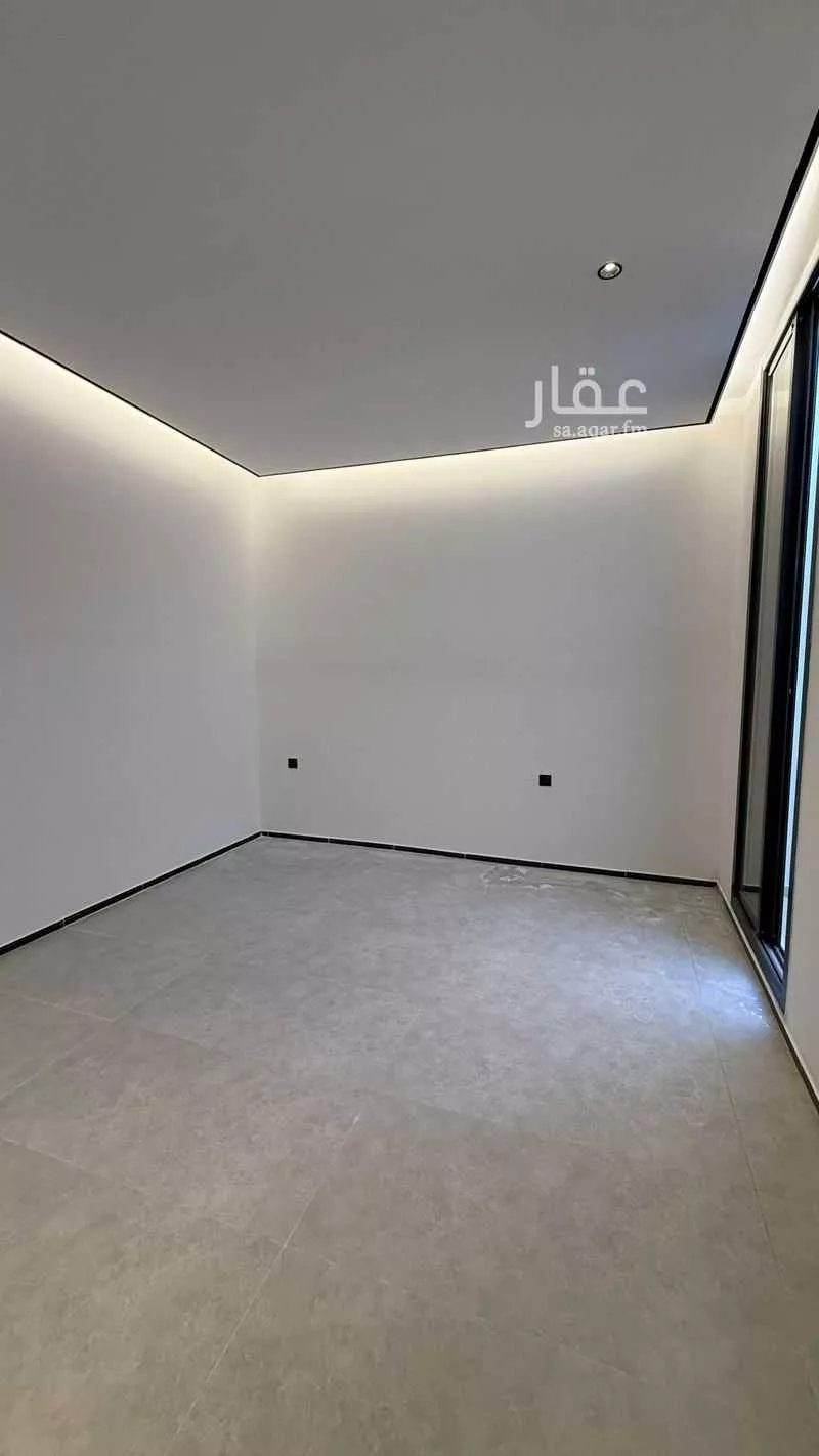 3 bedroom floor in Al Rabwa 12