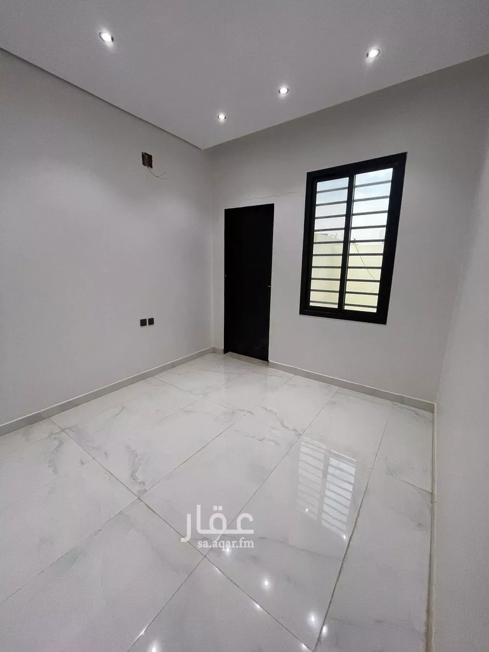 3 bedroom apartment in Al Maizilah 6