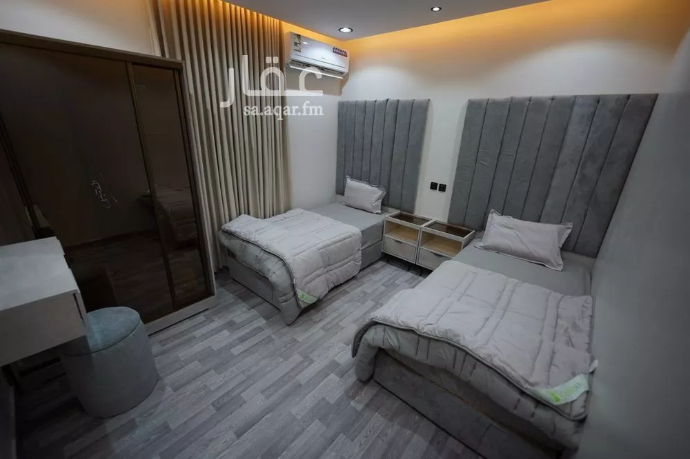 2 bedroom apartment in Granada 4