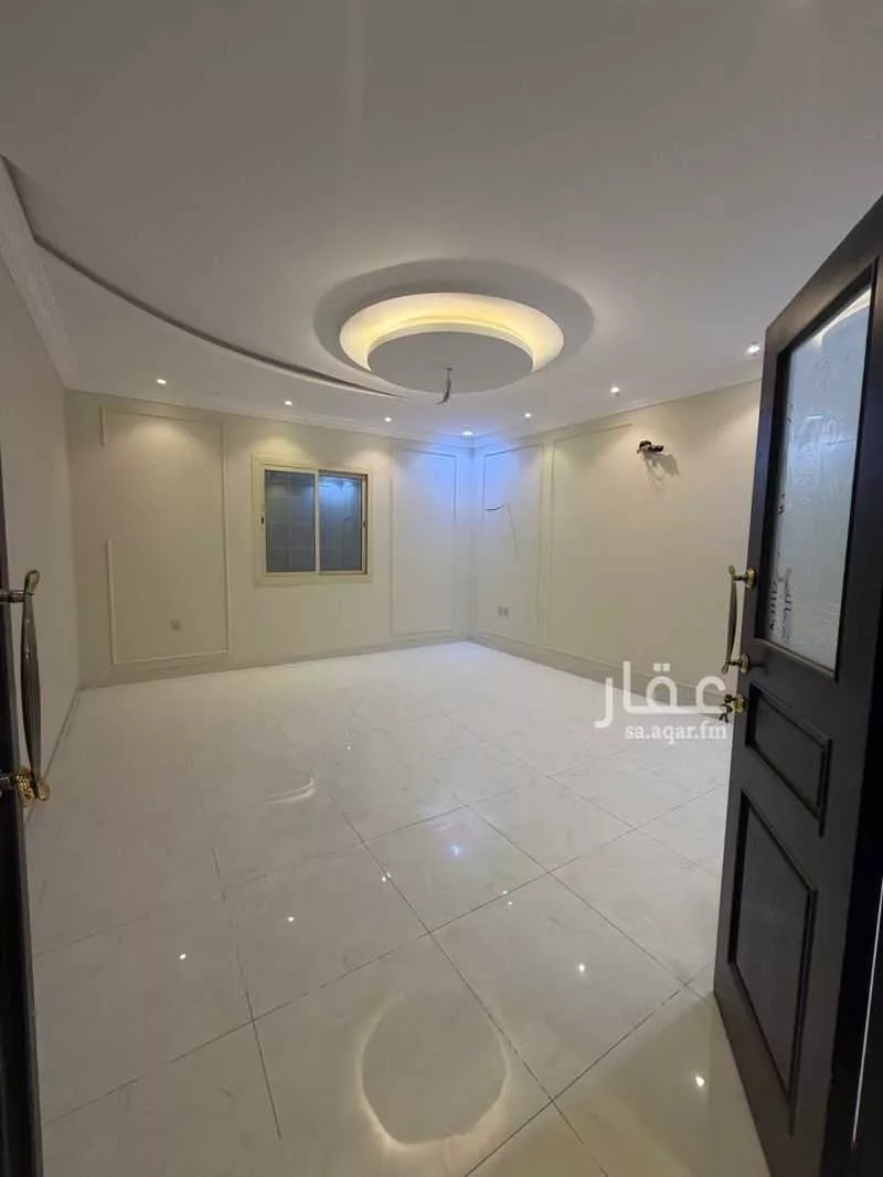 شقة 5 غرف في الريان 4