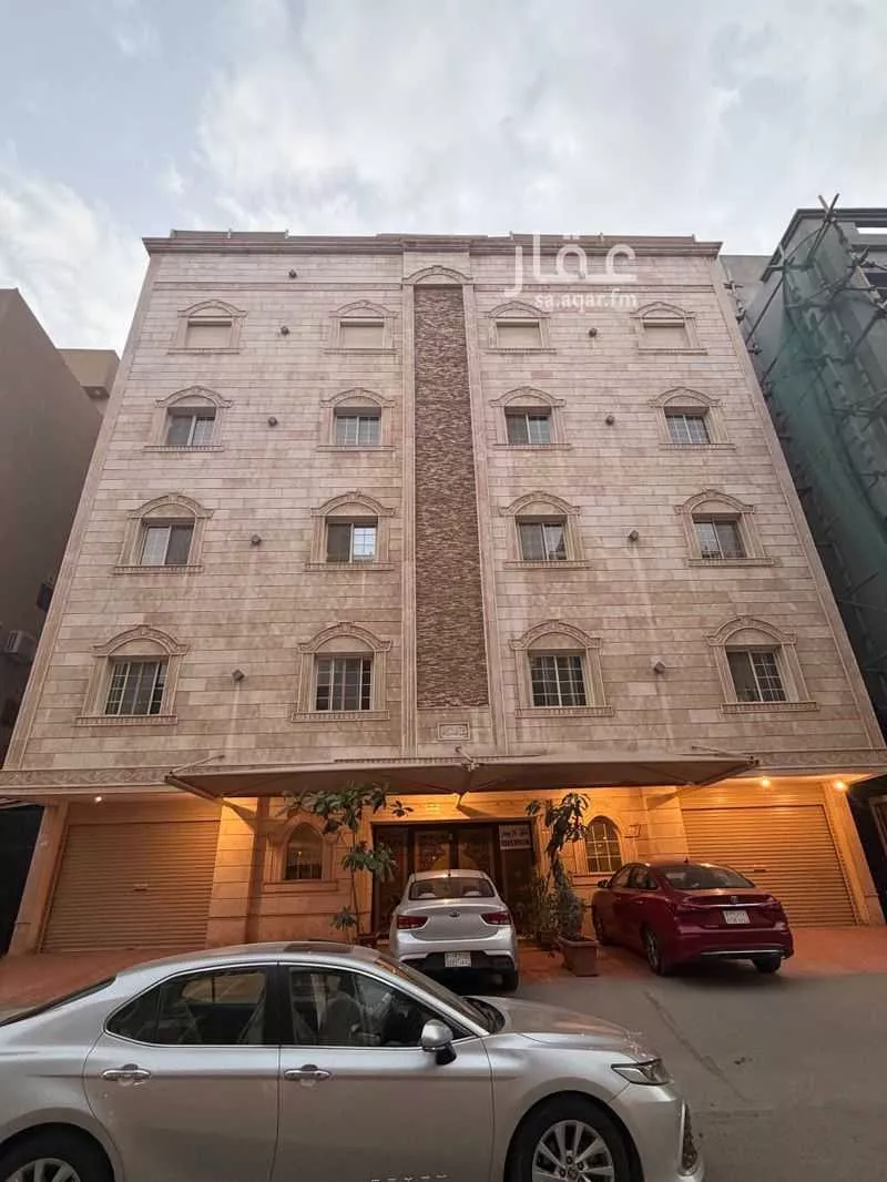 شقة 5 غرف في الريان 7