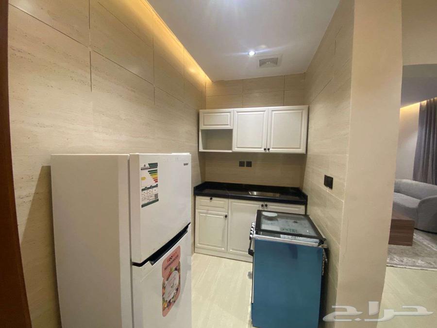 شقة 150 غرف في الربوة 8