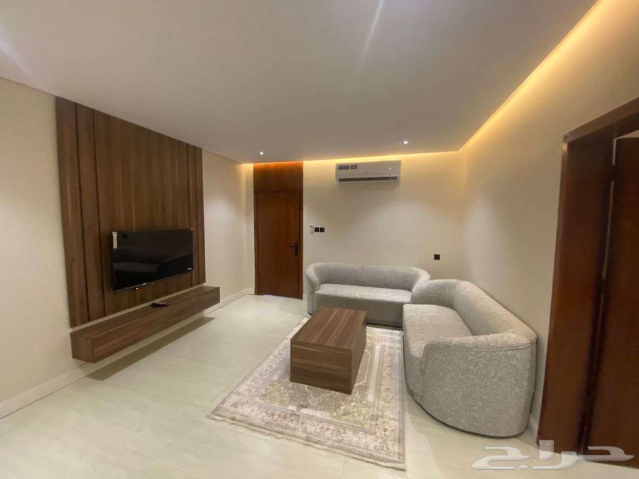 شقة 150 غرف في الربوة 10