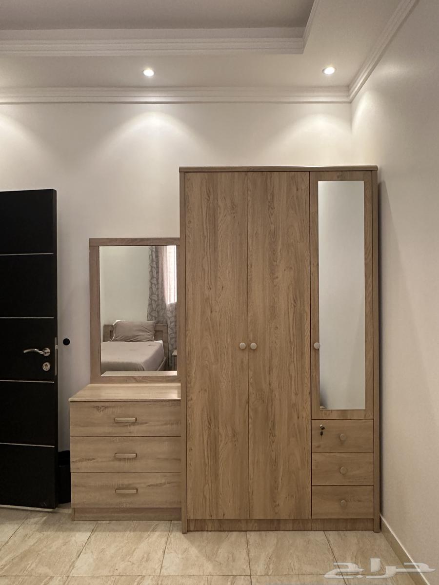 شقة 3 غرف في الروضة 12