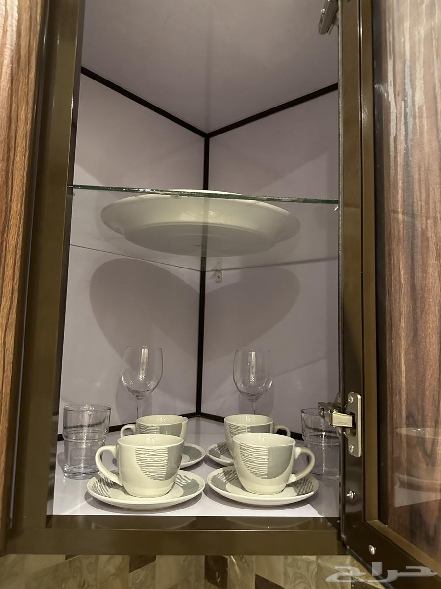 شقة 3 غرف في الروضة 28