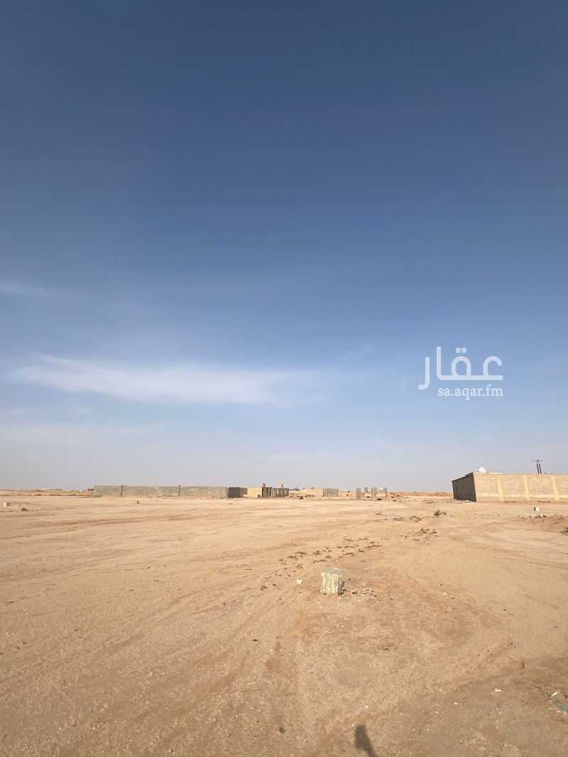 أرض 900 م² في الشرق 4