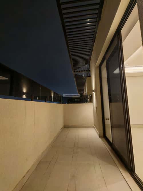 شقة 4 غرف في الرمال 5